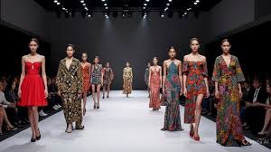 Tren Fashion 2025: Perpaduan Retro, Futuristik, dan Ramah Lingkungan