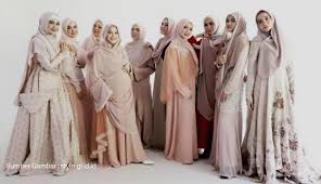 Tren Fashion Muslim: Modest Wear, Kreativitas Desainer, dan Pasar Global