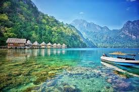 Destinasi Alam Tersembunyi 2025: Wisata Sunyi, Keindahan Asli, dan Tren Ekowisata Modern