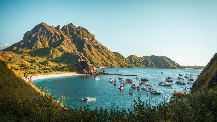 Tren Wisata Domestik 2025: Bangkitnya Pariwisata Nusantara dengan Gaya Traveling Baru